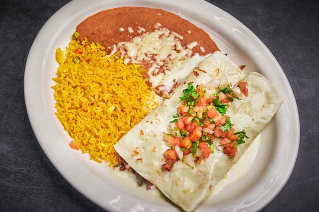 Burritos Tapatios.